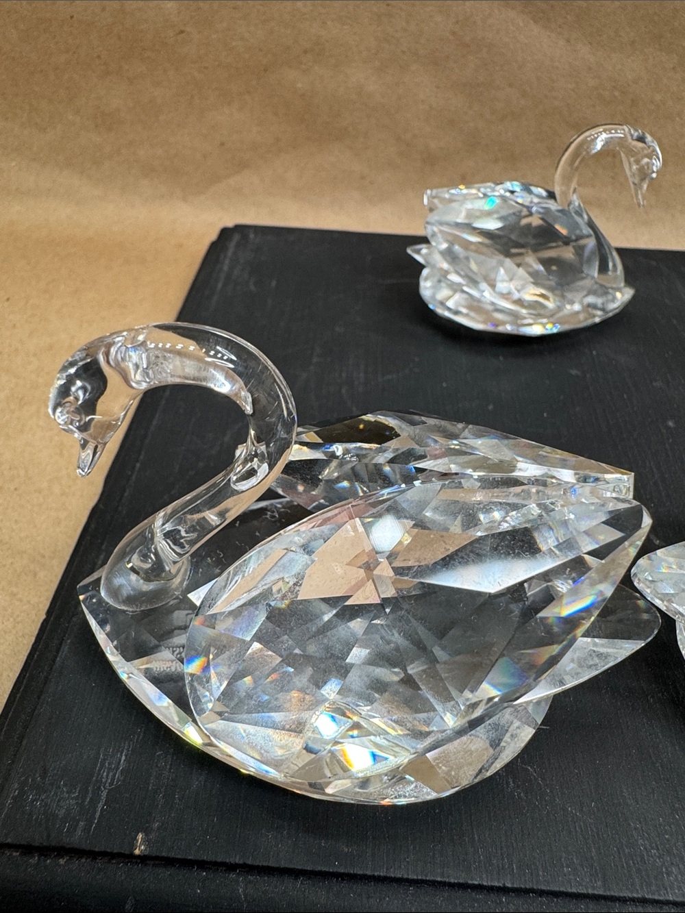 Swarovski Crystal Swan Figurines Clear Glass Set of Three - Picture 5 of 16